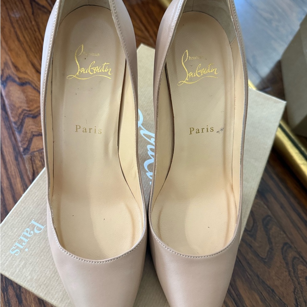 Christian Louboutin Beige Pointed Heels - Picture 6 of 8